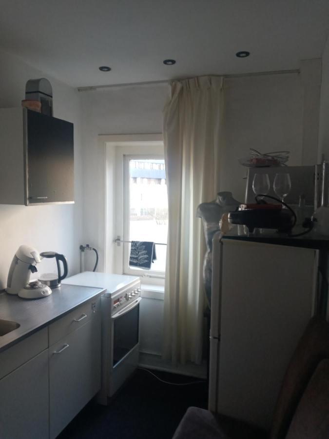 No 10, B&B, Etage 1E Verd, Max 3 Pers ไนเมเคิน ภายนอก รูปภาพ